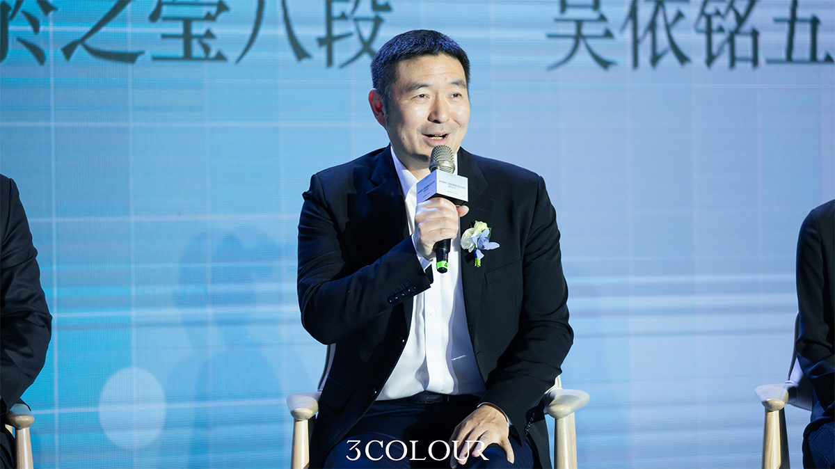 卓尚服飾丨齊聚王者之師，共尚凌云之志